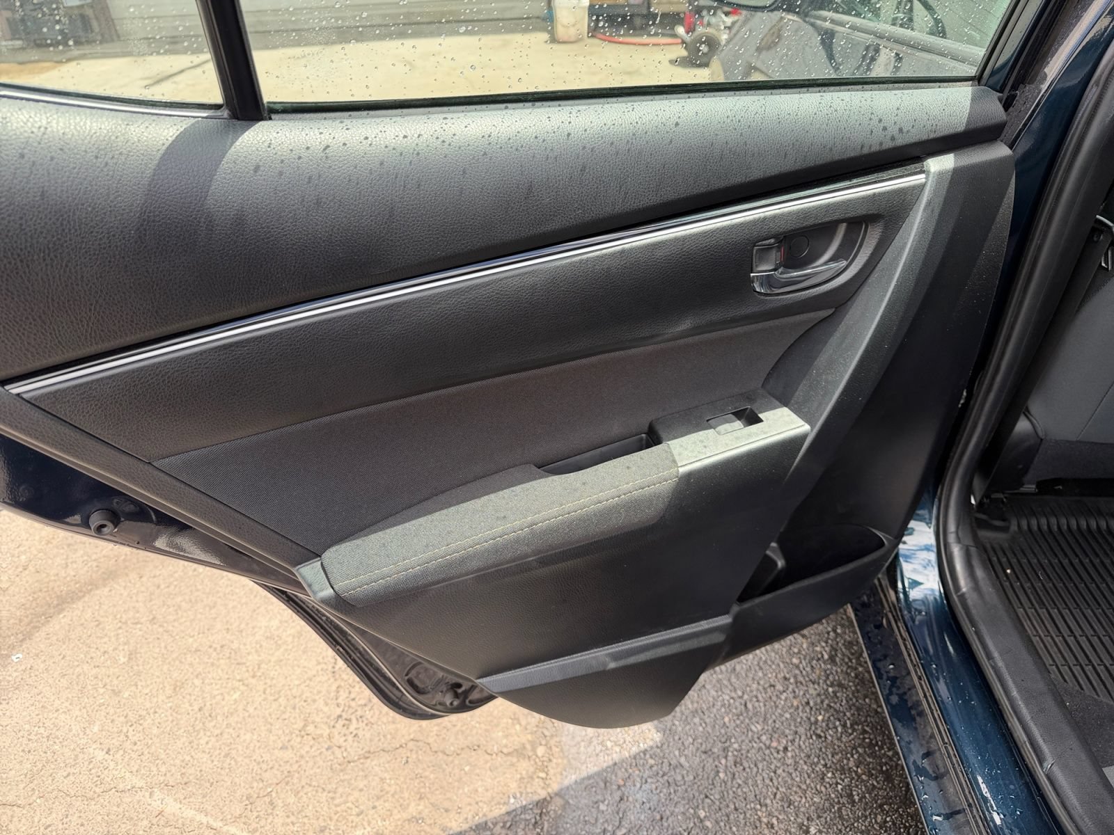 Used 2019 Toyota Corolla LE FWD image 24