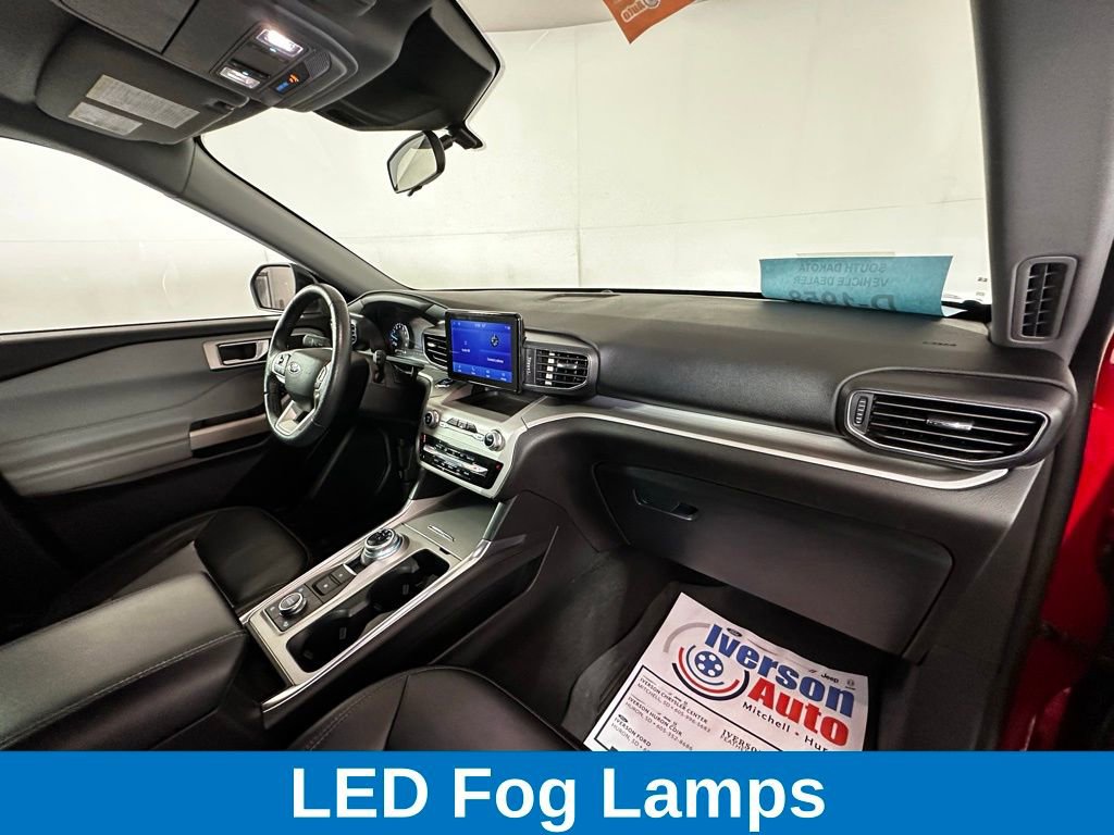 Used 2023 Ford Explorer XLT w/ Equipment Group 202A image 14
