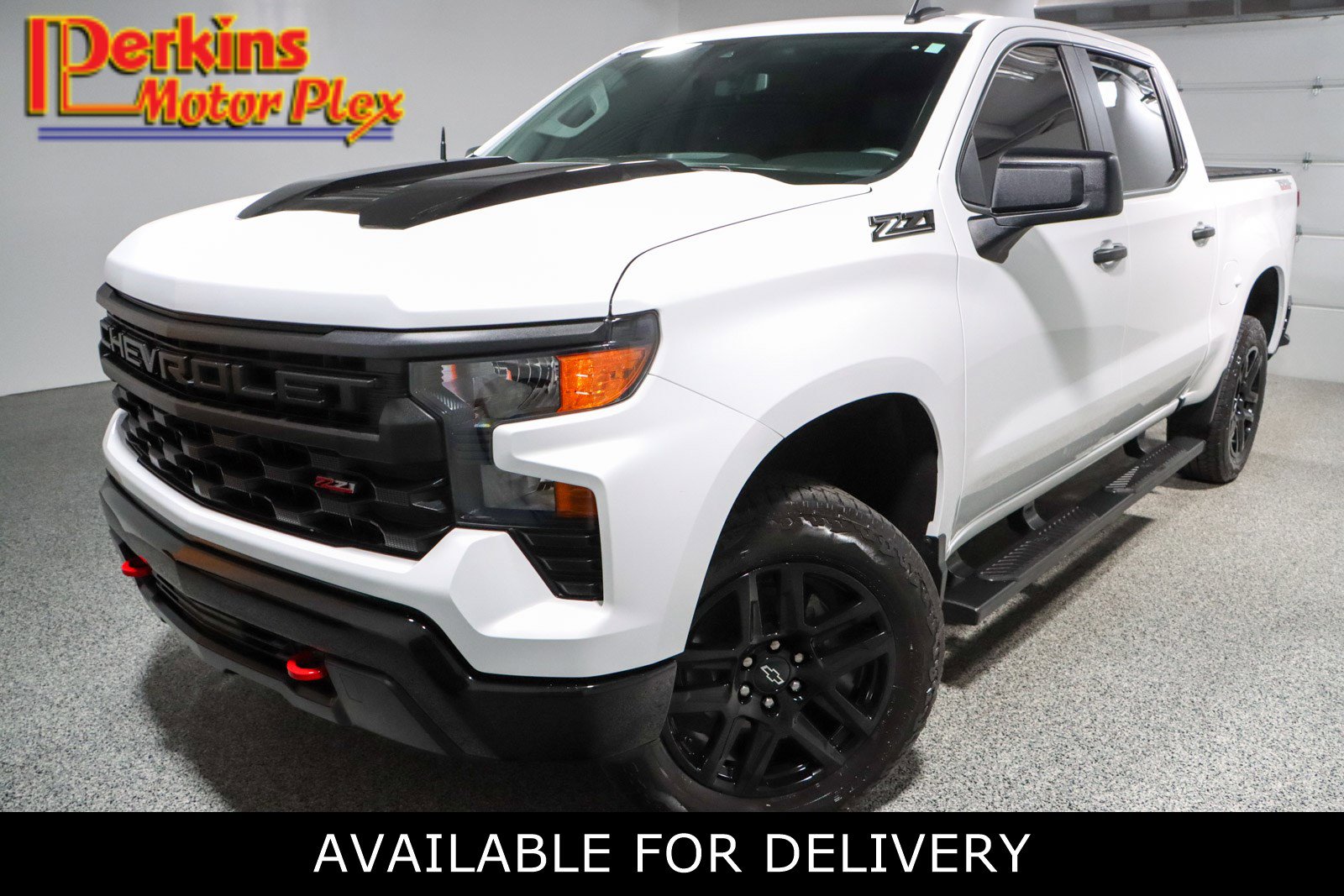Used 2023 Chevrolet Silverado 1500 Custom Trail Boss w/ LPO, Dark Essentials Package image 1