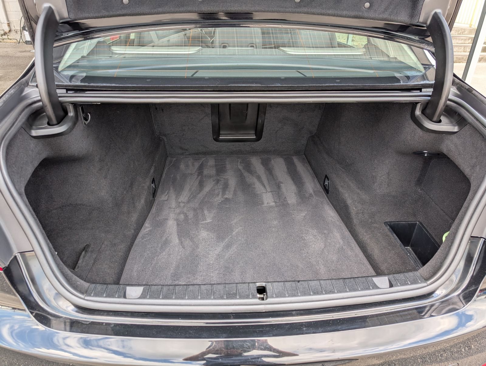 Used 2018 BMW 750i xDrive AWD/4WD image 22