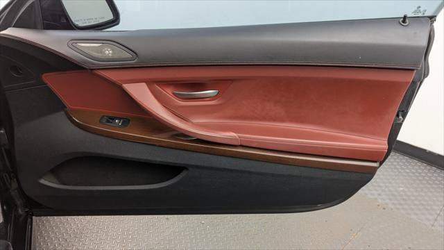 Used 2016 BMW 640i Convertible RWD image 16