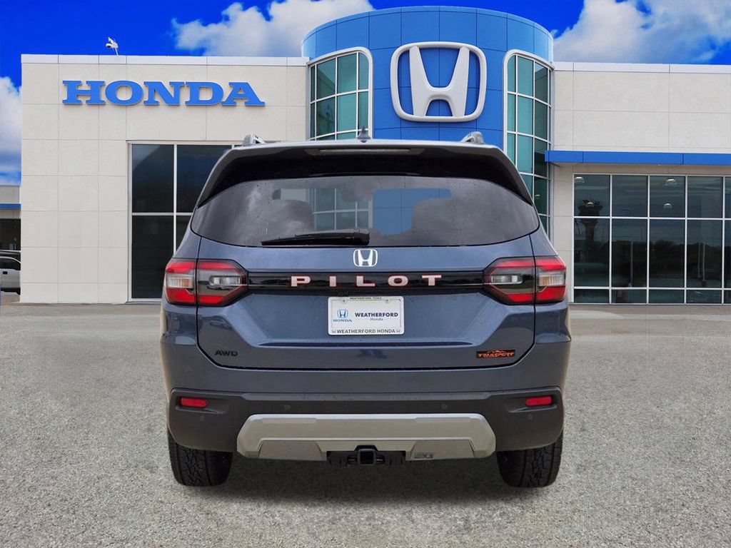 New 2026 Honda Pilot TrailSport image 4