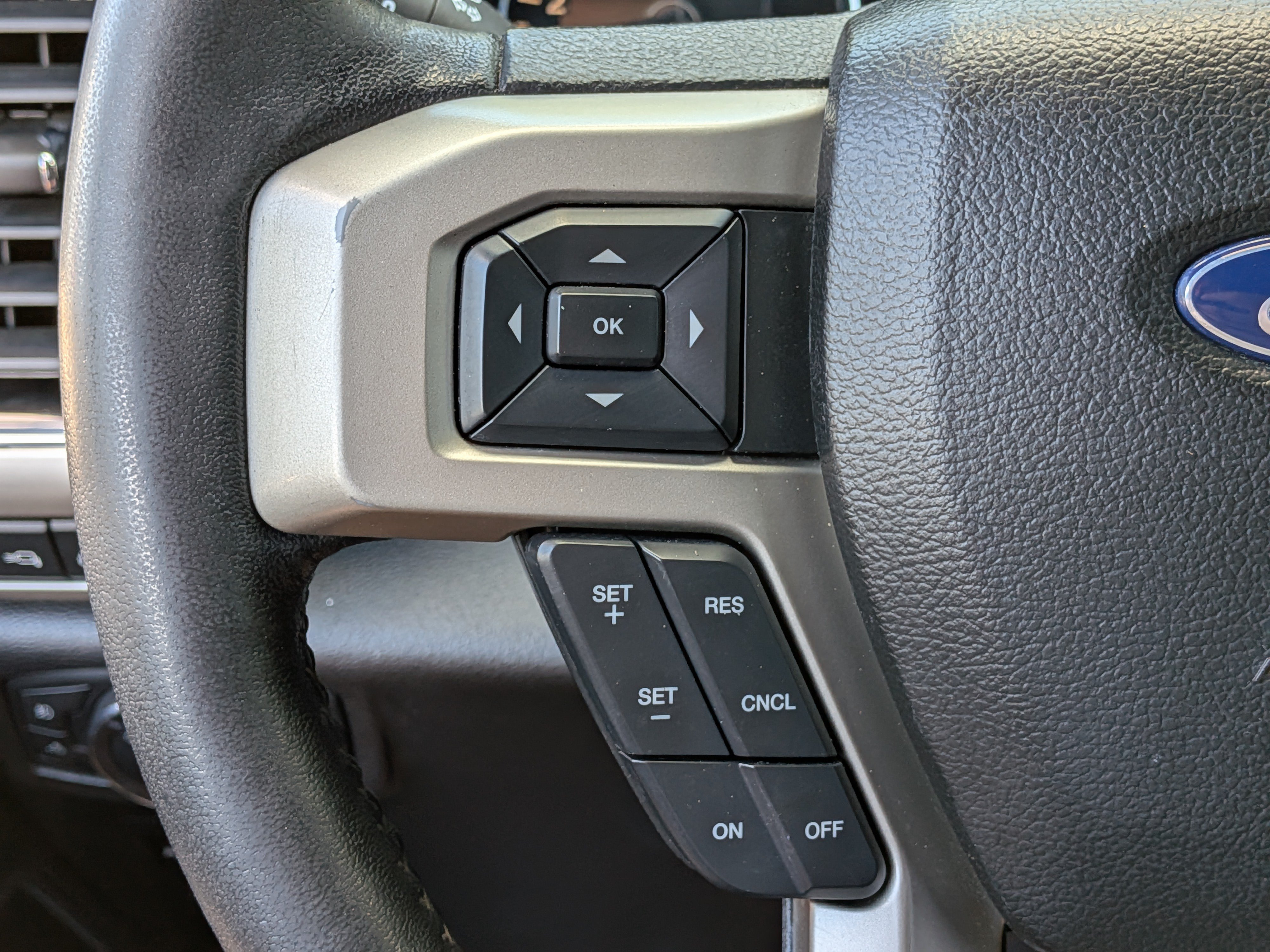 Used 2018 Ford F150 Lariat RWD image 24