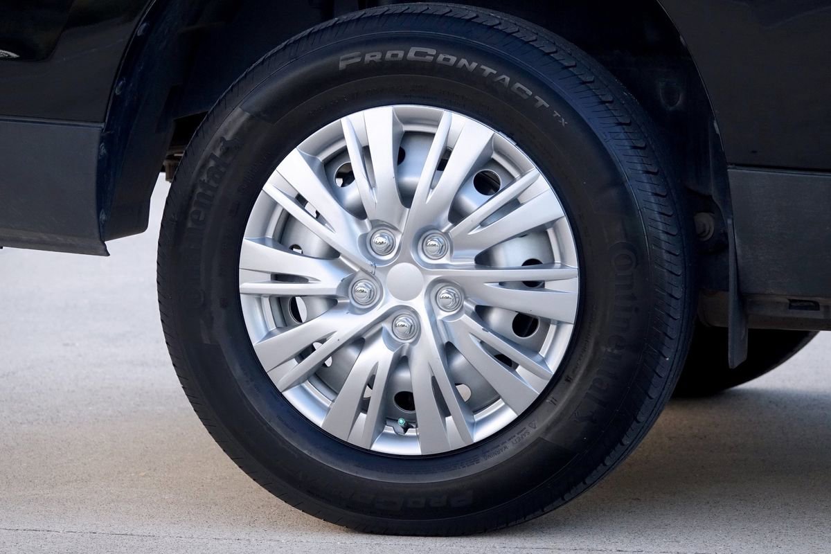 Used 2022 Ford Maverick XL image 29