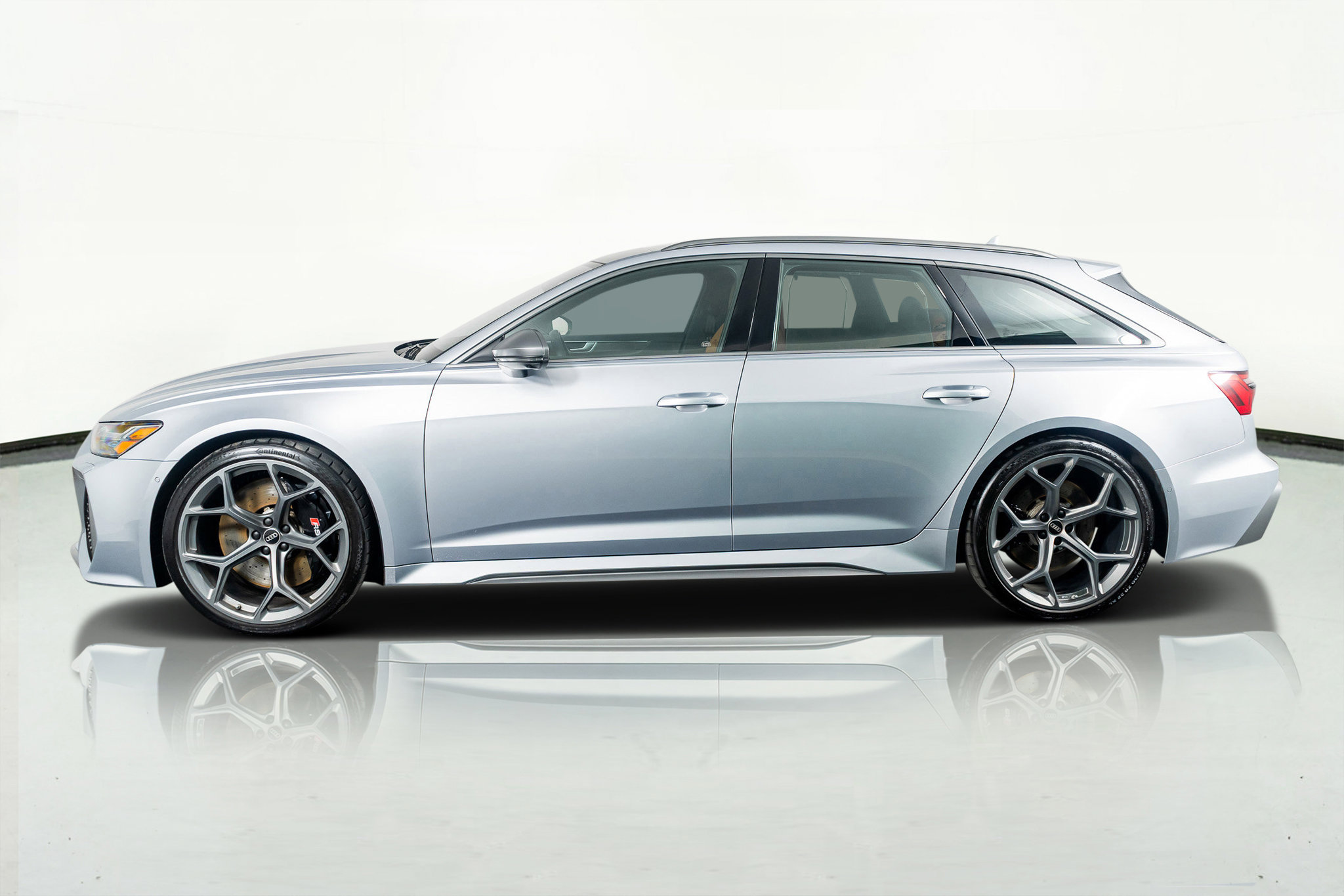Used 2025 Audi RS 6 performance image 16