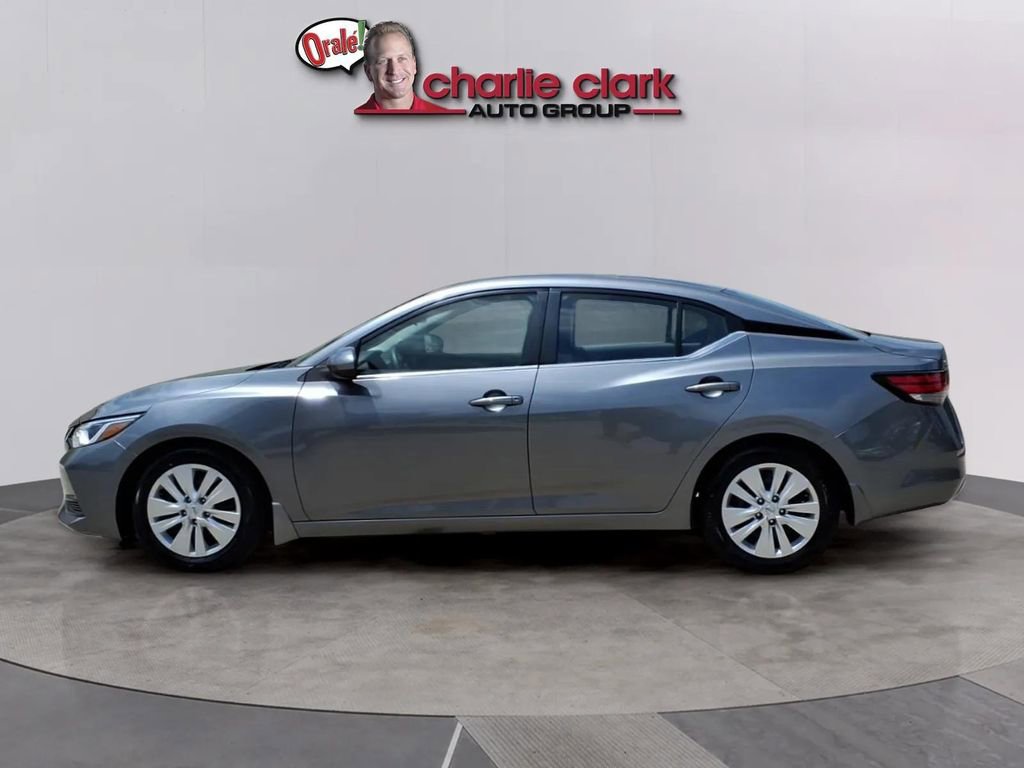 Used 2022 Nissan Sentra S FWD image 2