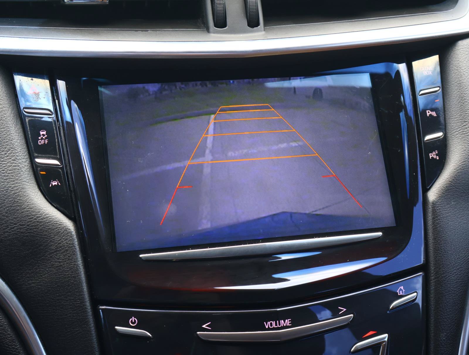 Used 2015 Cadillac XTS Luxury w/ Driver Awareness Package FWD image 28