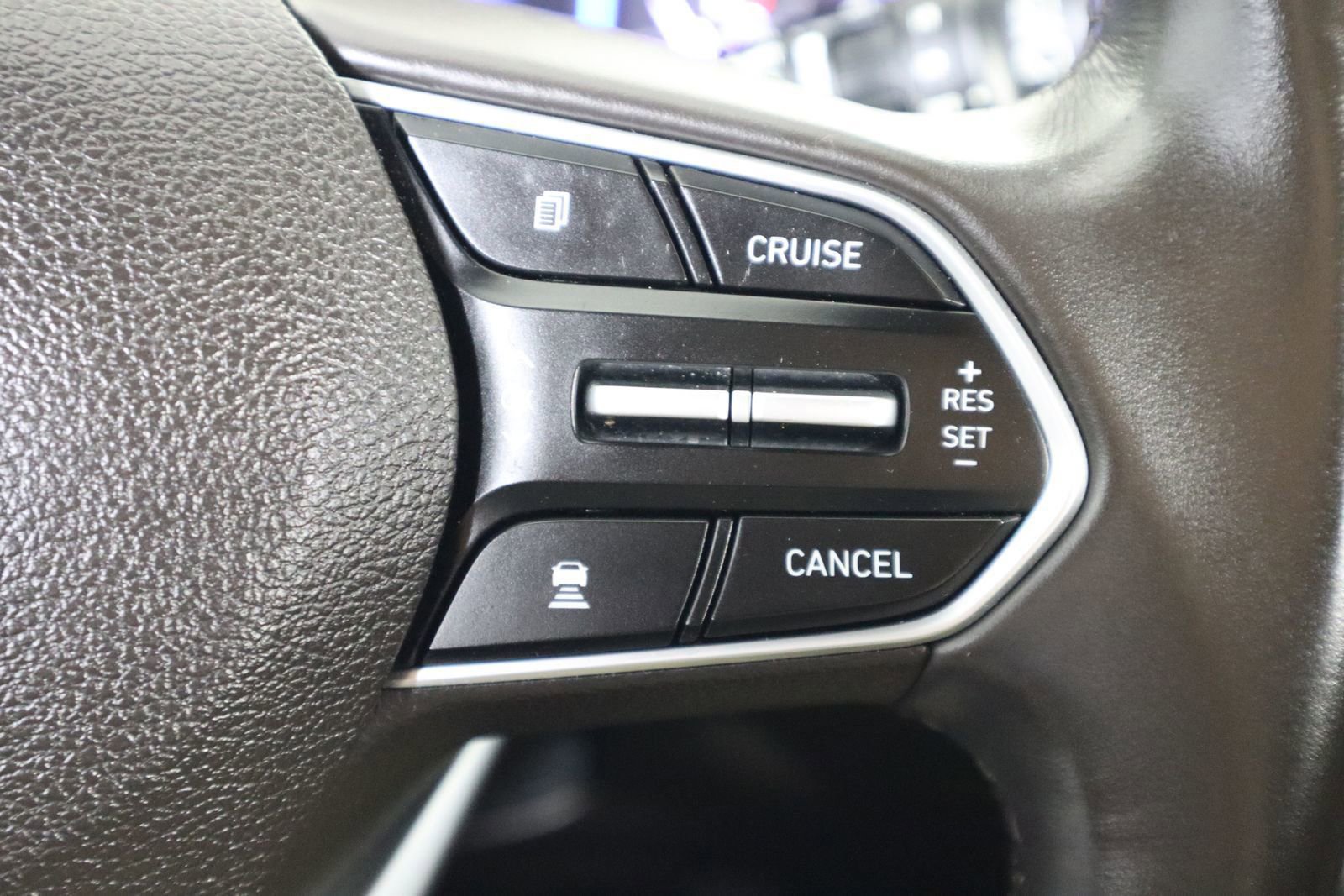 Used 2019 Hyundai Santa Fe Limited image 35