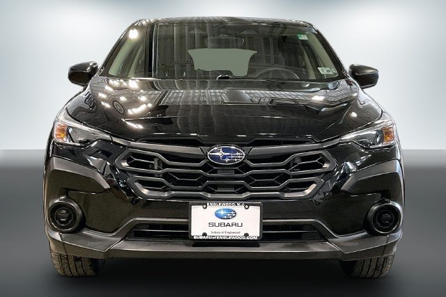 Used 2024 Subaru Crosstrek 2.0i AWD/4WD image 2