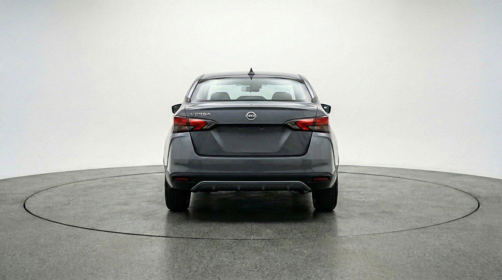 Used 2025 Nissan Versa SV image 7
