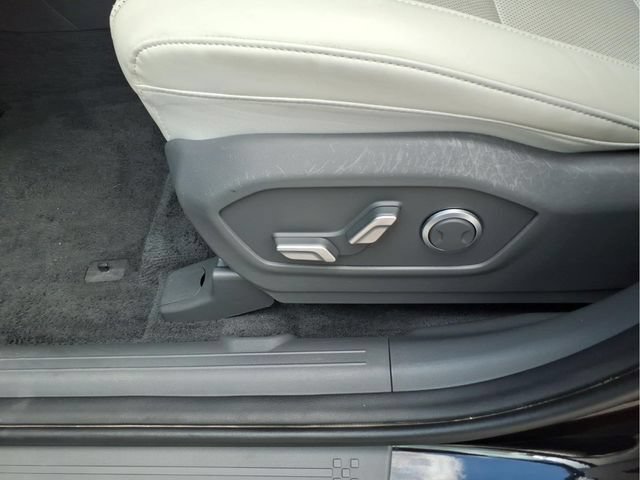 Used 2025 Hyundai Santa Fe SEL AWD/4WD image 21