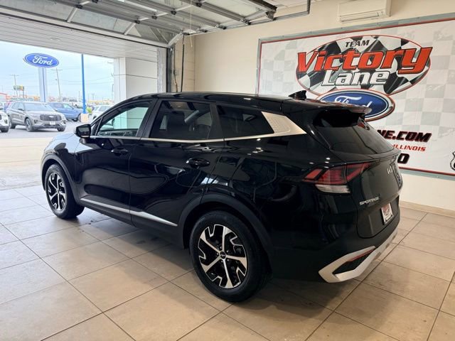 Used 2025 Kia Sportage EX image 10