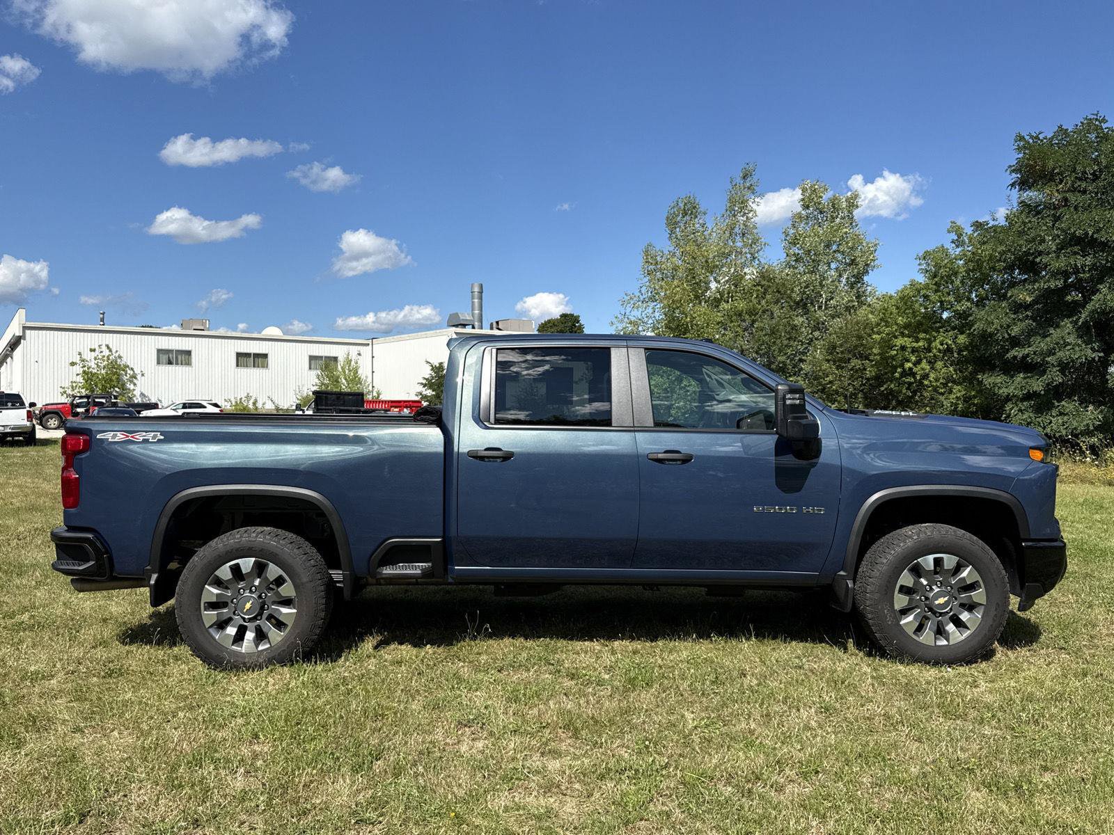 Used 2026 Chevrolet Silverado 2500 Custom w/ Custom Convenience Package AWD/4WD image 8