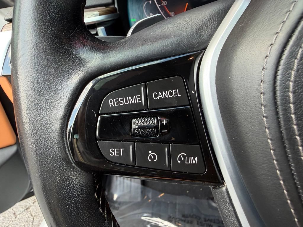 Used 2021 BMW 540i RWD image 18