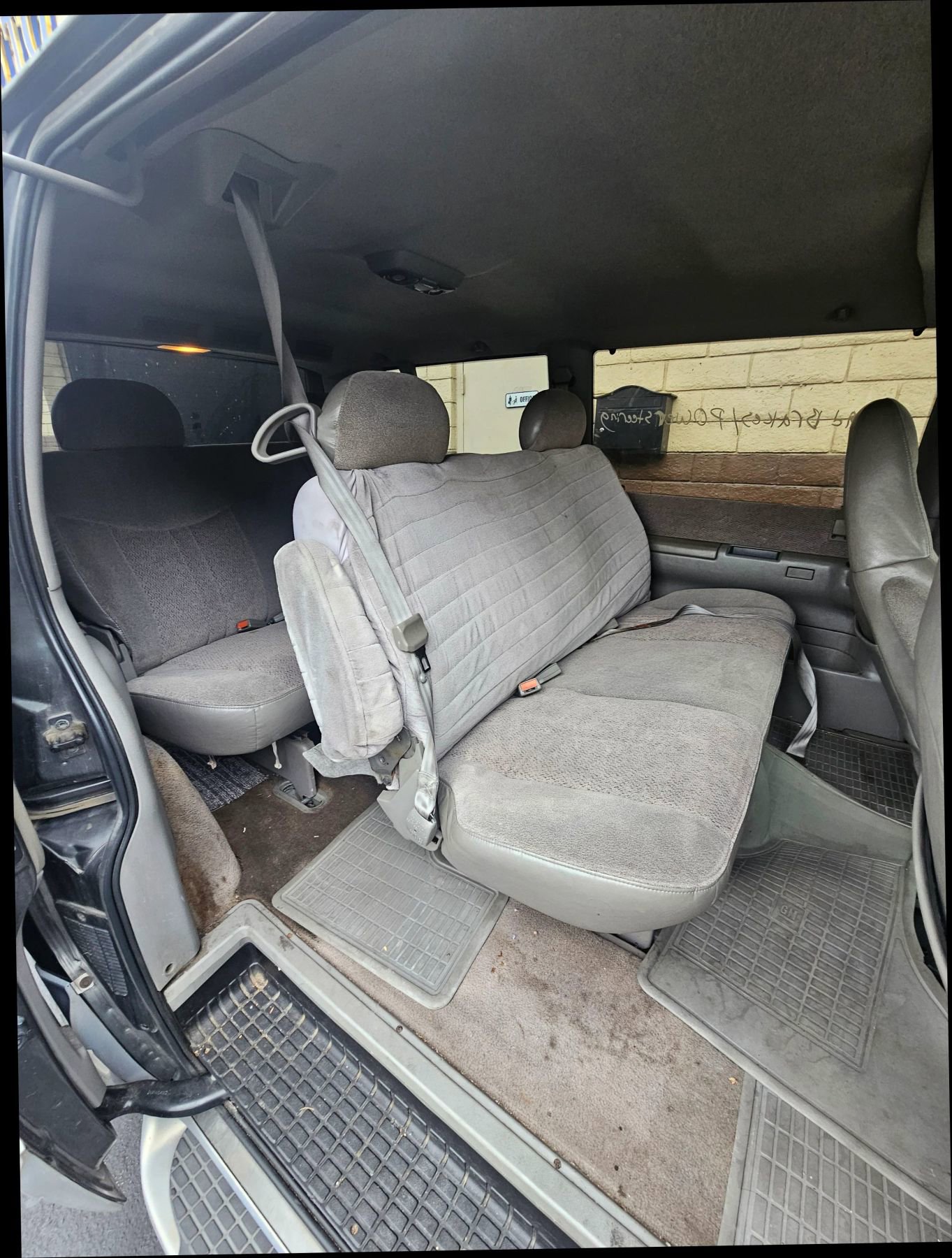 Used 2000 Chevrolet Astro Passenger image 13