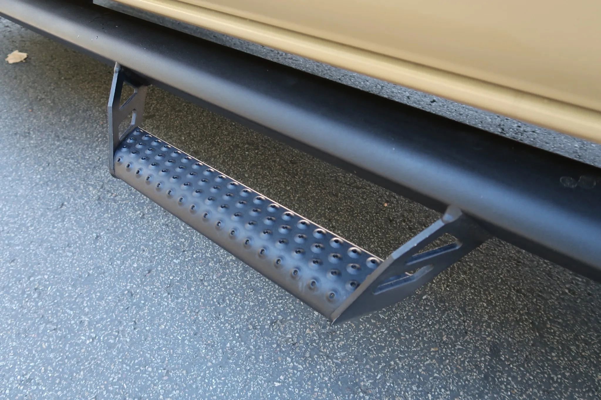 Used 2016 Toyota Tacoma TRD Off-Road w/ Premium & Technology Package AWD/4WD image 10