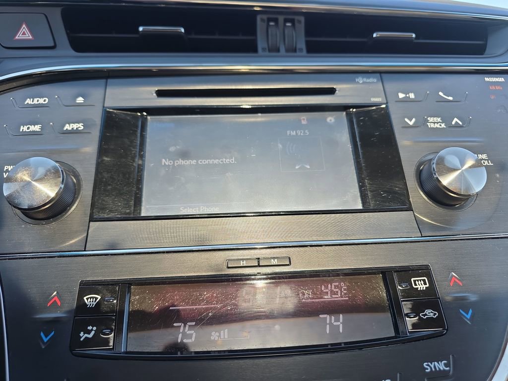 Used 2015 Toyota Avalon XLE Premium FWD image 33