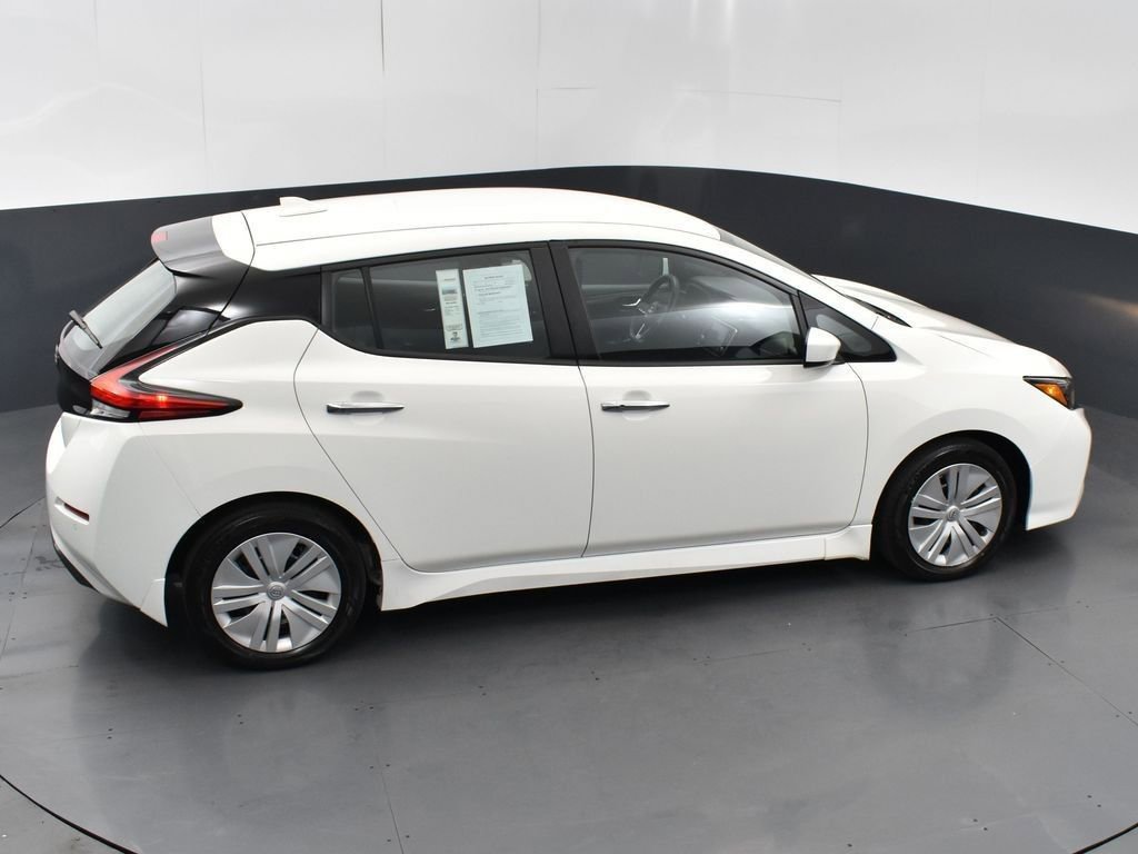 Used 2024 Nissan Leaf S image 50