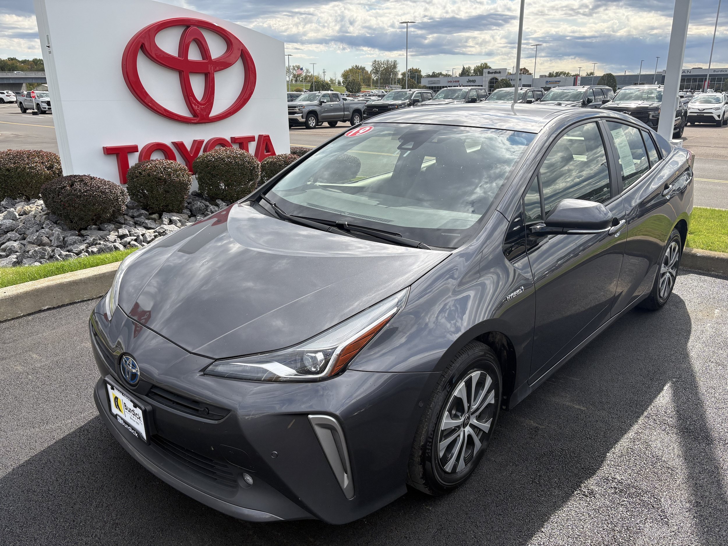 Used 2019 Toyota Prius XLE