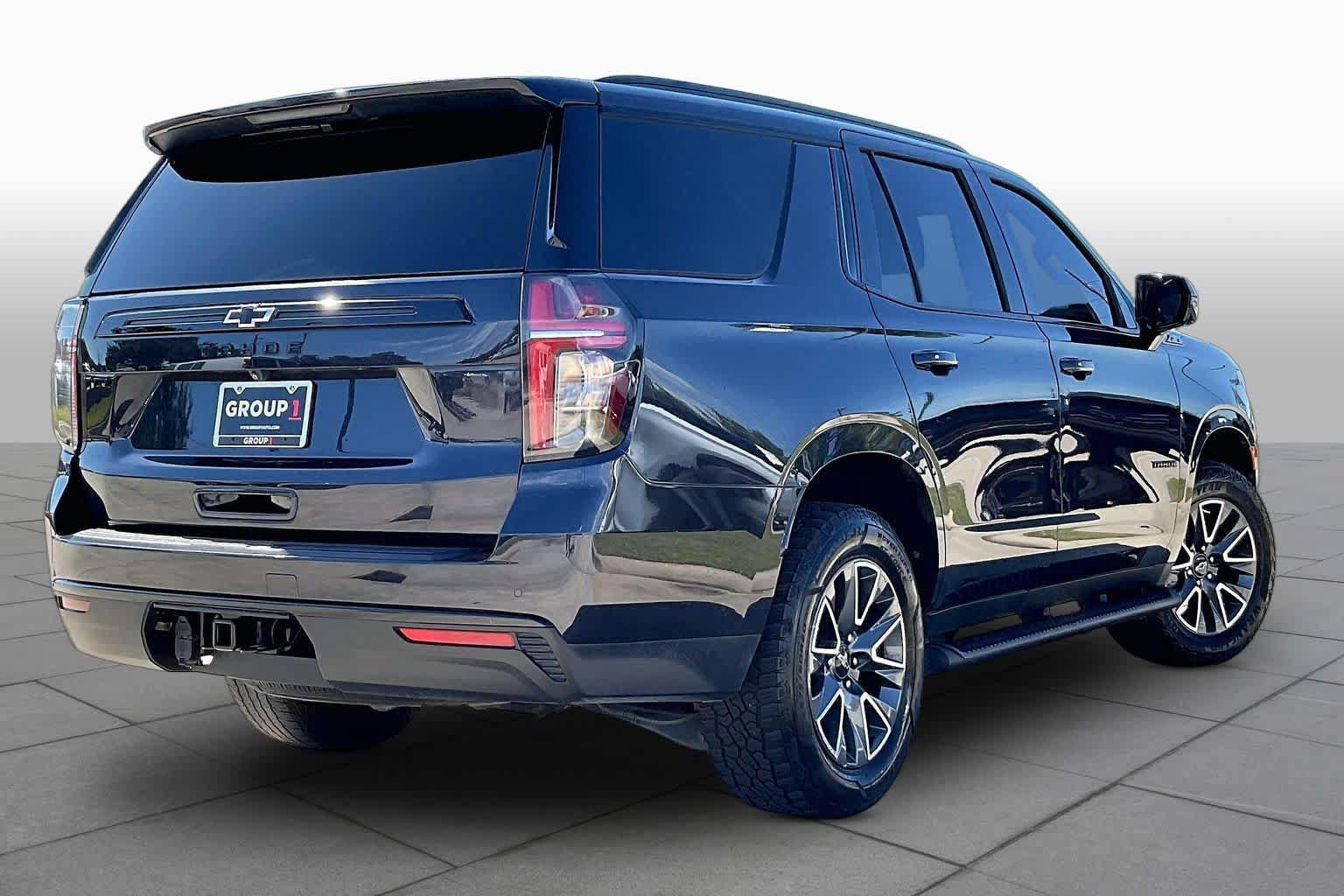 Used 2024 Chevrolet Tahoe Z71 w/ Luxury Package AWD/4WD image 13