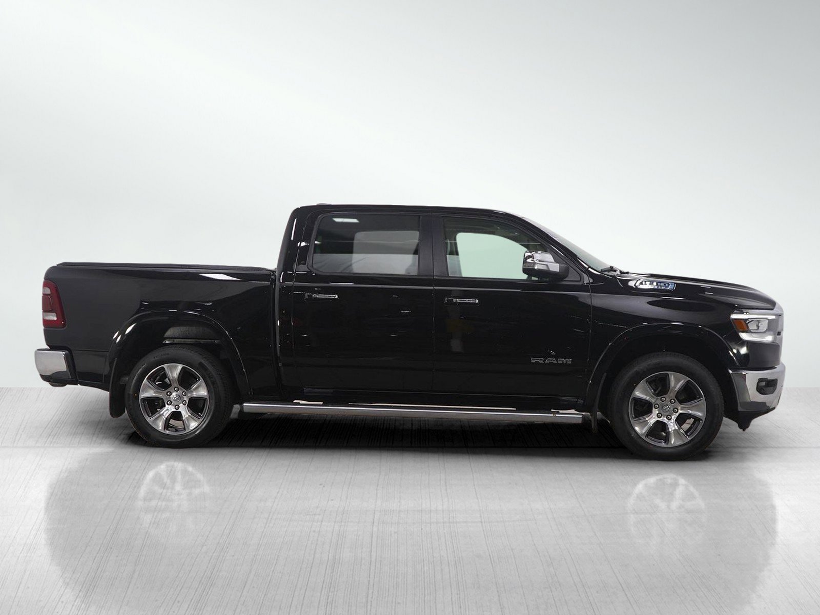 Used 2019 RAM 1500 Laramie image 7