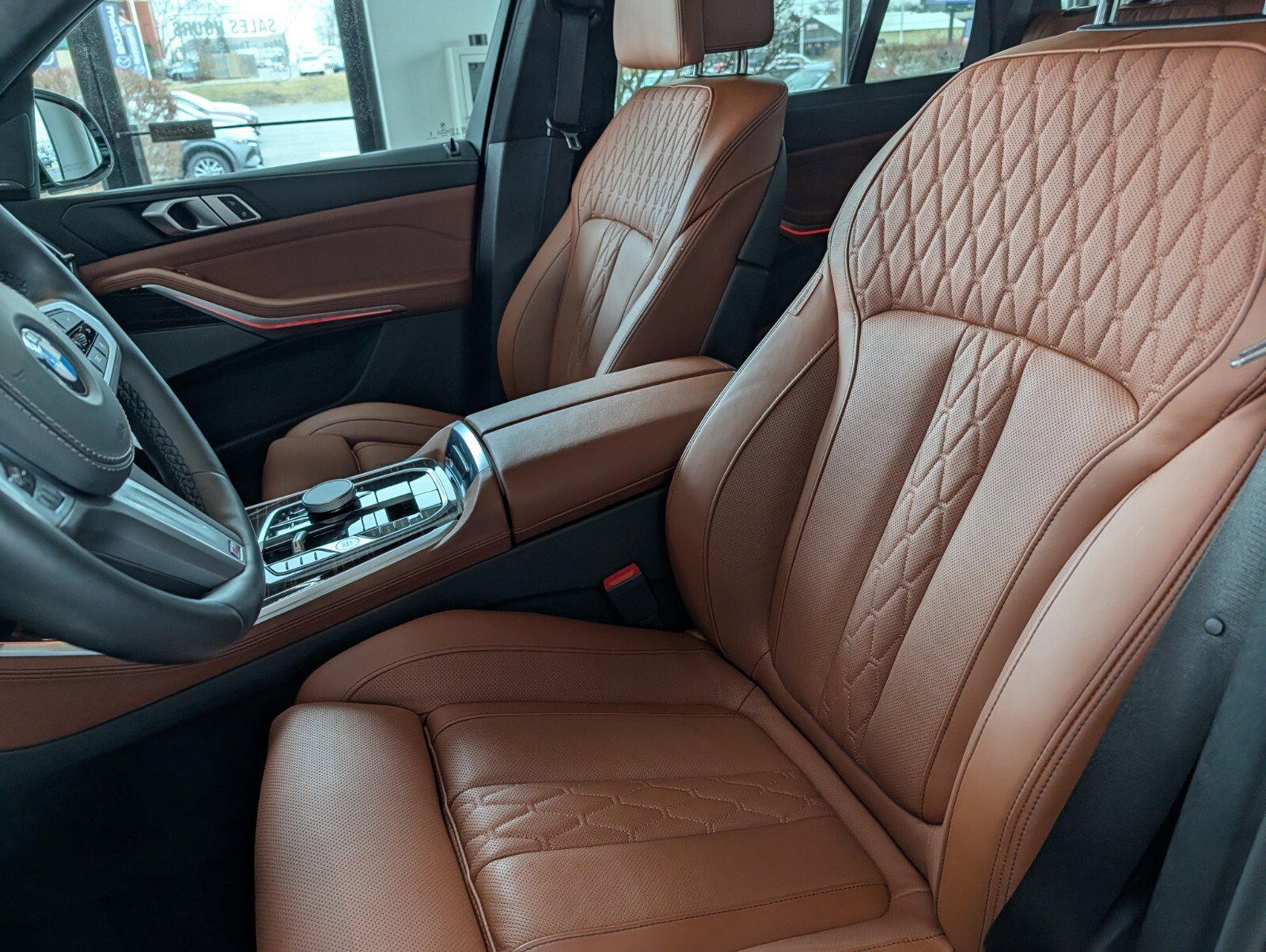 Used 2026 BMW X5 xDrive40i w/ M Sport Package image 10