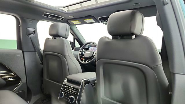 Used 2024 Land Rover Range Rover Sport Dynamic SE image 26