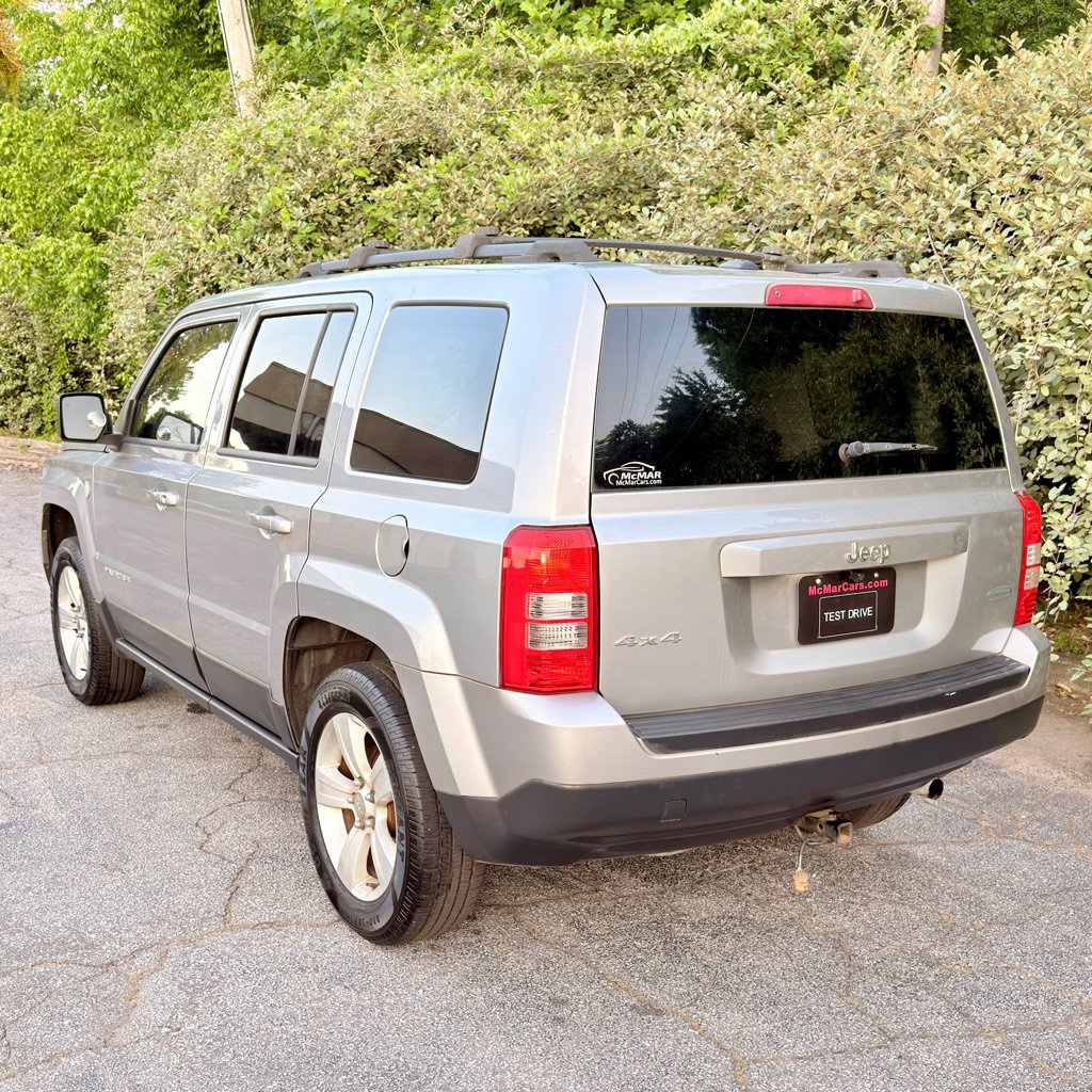 Used 2014 Jeep Patriot Latitude AWD/4WD image 2