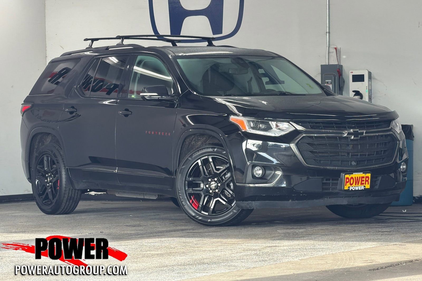 Used 2020 Chevrolet Traverse Premier w/ Redline Edition image 1
