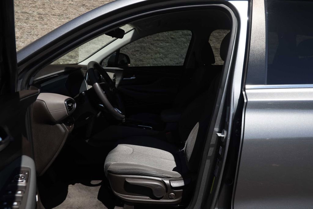 Used 2019 Hyundai Santa Fe SE AWD/4WD image 24