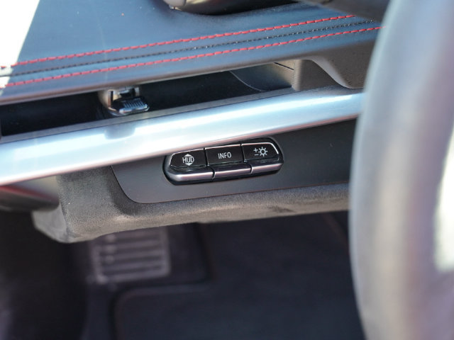 Used 2021 Chevrolet Corvette Stingray Premium Conv w/ Z51 Performance Package RWD image 28