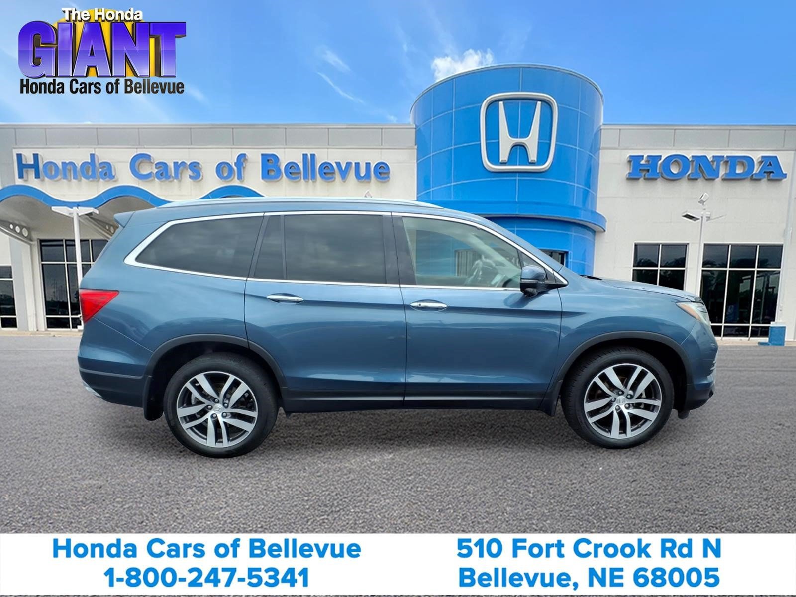 Used 2017 Honda Pilot Touring image 4