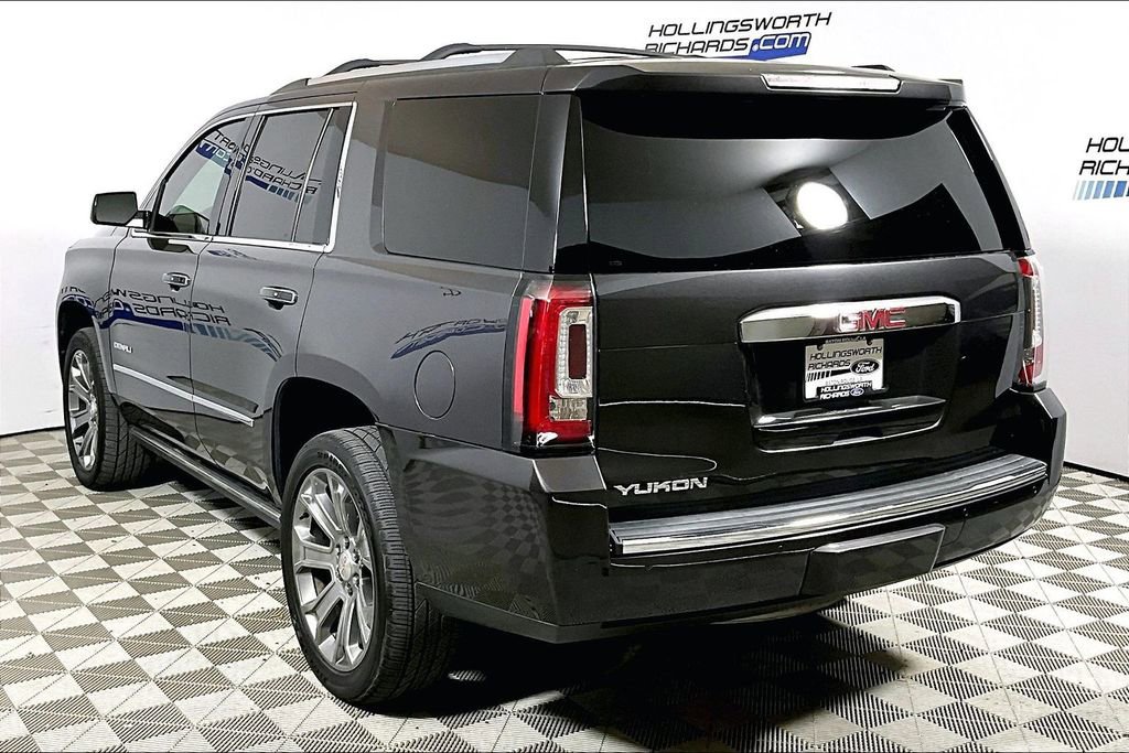 Used 2017 GMC Yukon Denali w/ Open Road Package AWD/4WD image 8