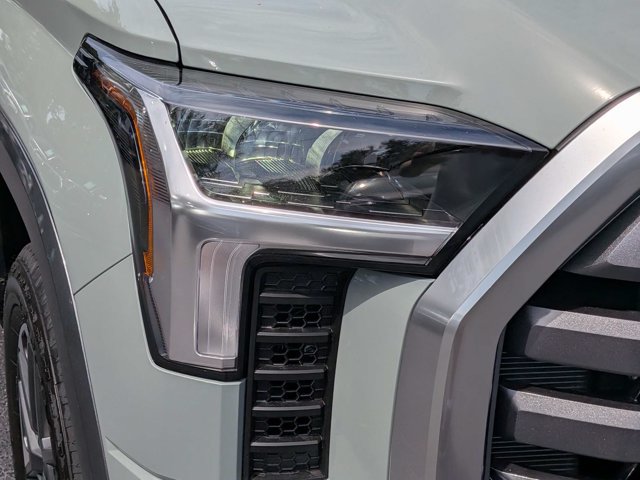 New 2026 Toyota Tundra Limited AWD/4WD image 9
