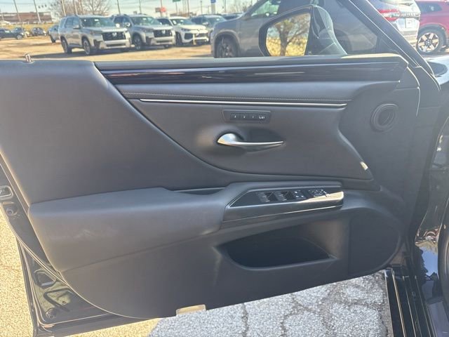 Used 2021 Lexus ES 250 w/ Premium Package image 12