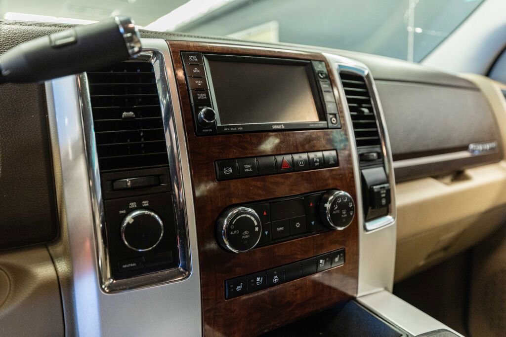 Used 2011 RAM 2500 Laramie image 14