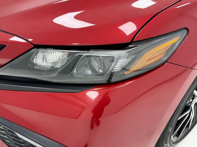 Used 2023 Toyota Camry SE w/ Convenience Package image 6