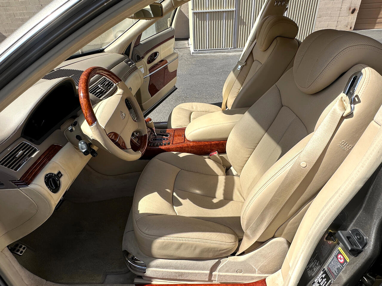 Used 2004 Maybach 57 image 25