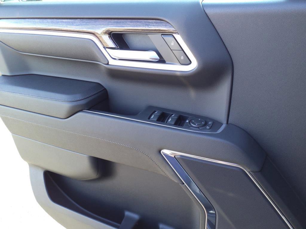 Certified 2023 GMC Sierra 1500 Elevation image 12