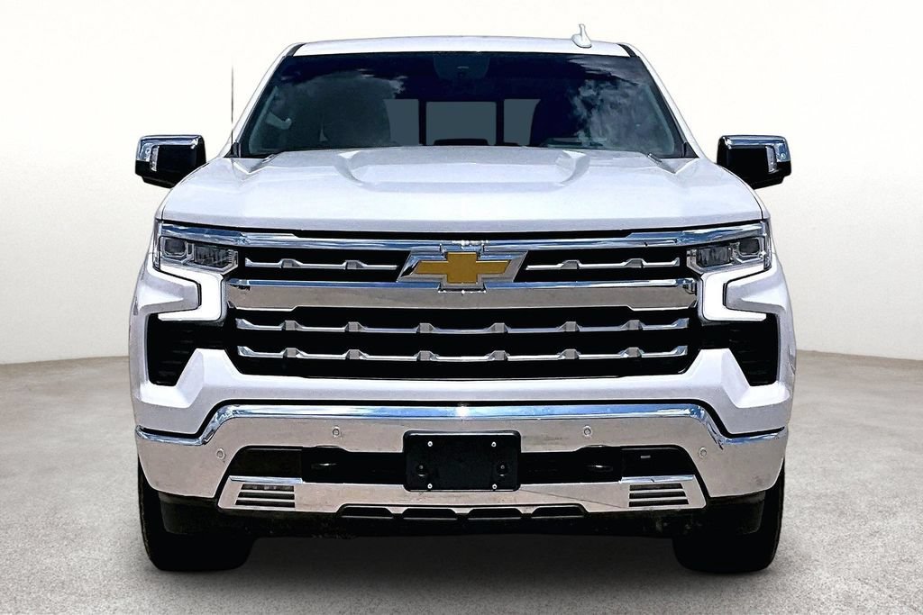 Used 2023 Chevrolet Silverado 1500 LTZ w/ Technology Package AWD/4WD image 4
