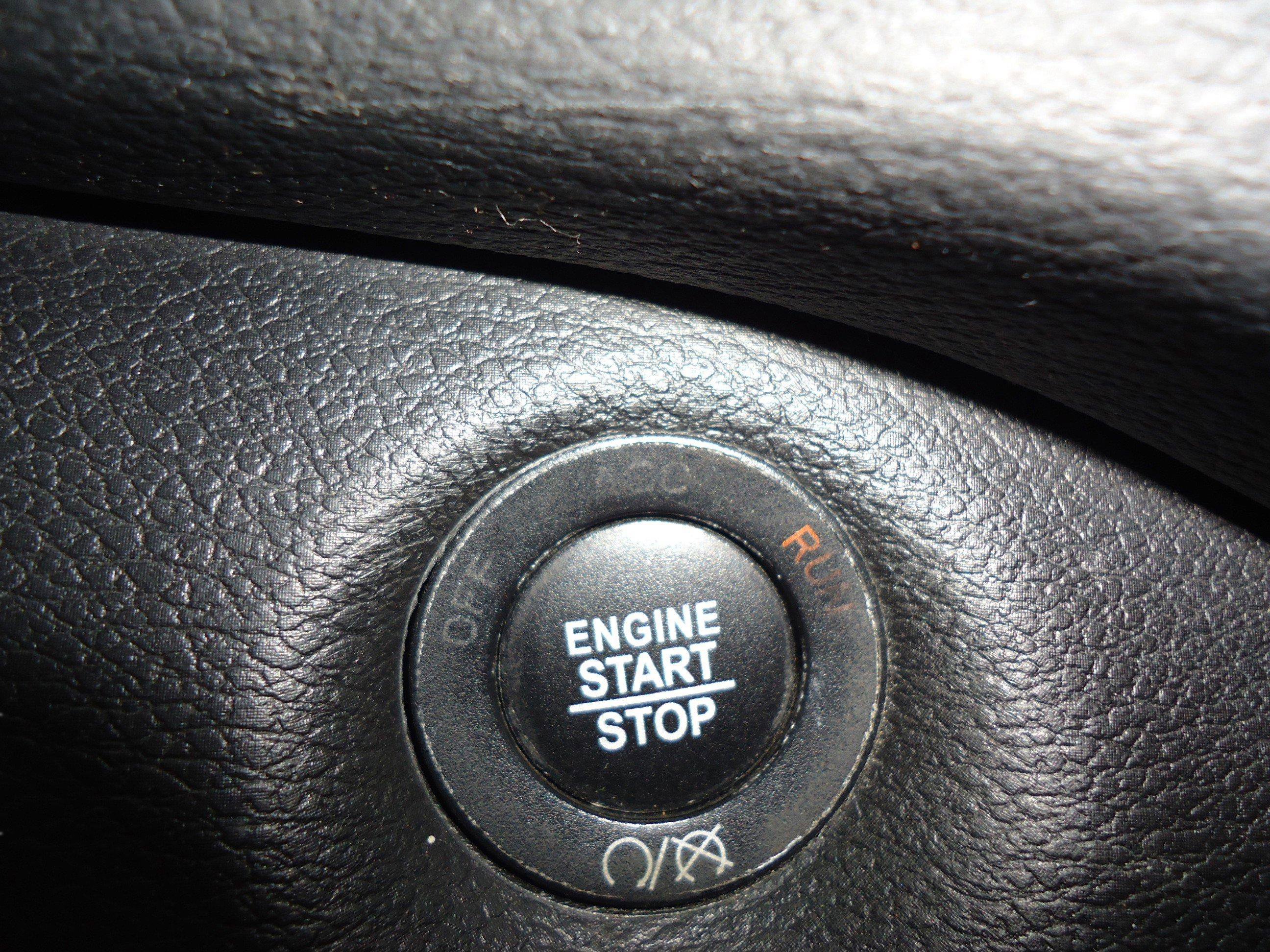 Used 2021 Jeep Cherokee Latitude Lux w/ Comfort/Convenience Group image 22