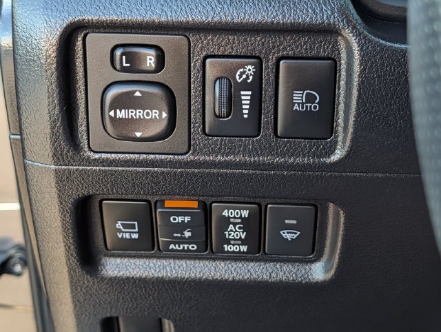 Used 2023 Toyota 4Runner Limited AWD/4WD image 23