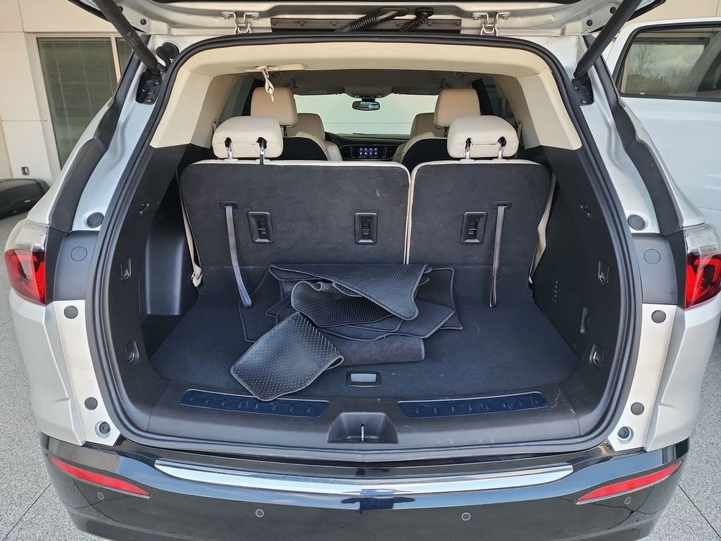 Certified 2022 Buick Enclave Essence w/ Sport Touring Edition image 24