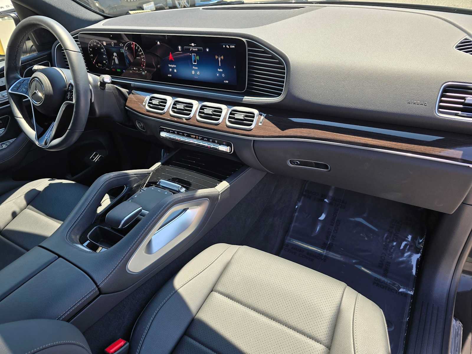 Used 2025 Mercedes-Benz GLE 450e 4MATIC image 10