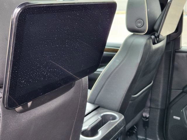 Certified 2023 Chevrolet Suburban Premier w/ Premium Package AWD/4WD image 34