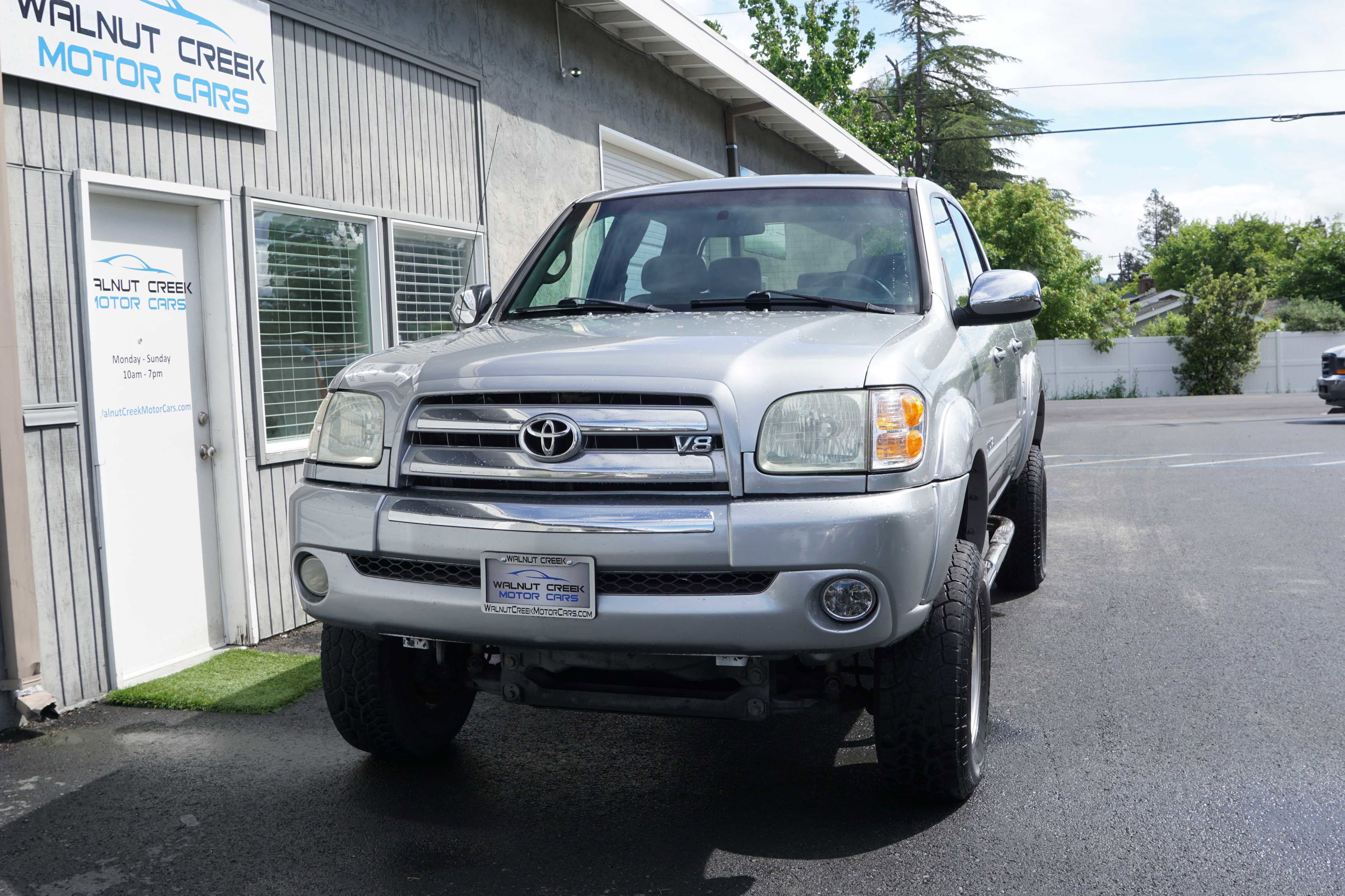 Used 2004 Toyota Tundra SR5 RWD image 2