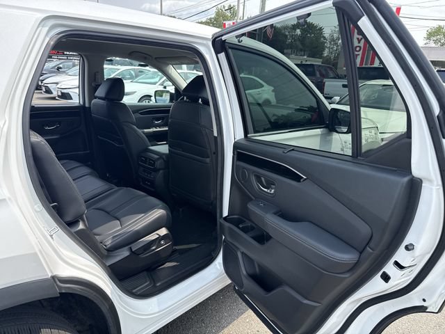 Used 2023 Honda Pilot EX-L image 35