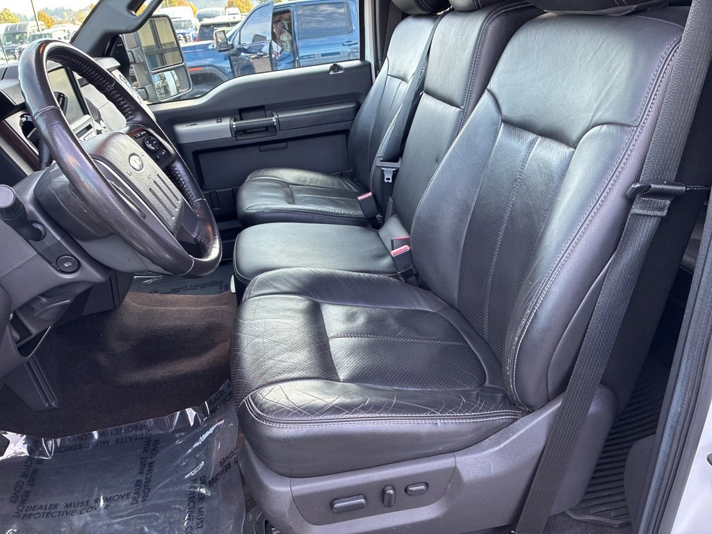 Used 2013 Ford F350 Lariat w/ Camper Pkg image 15