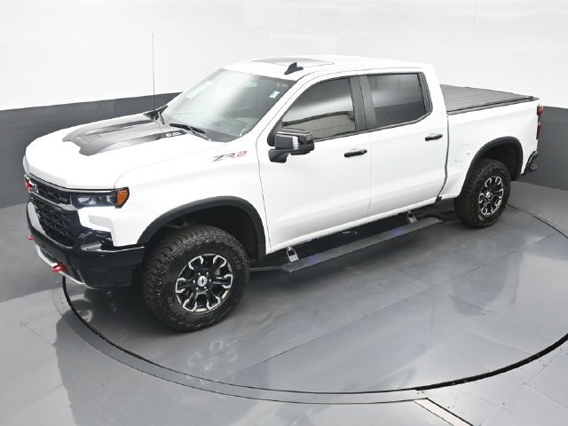 Used 2025 Chevrolet Silverado 1500 ZR2 w/ Technology Package AWD/4WD image 31