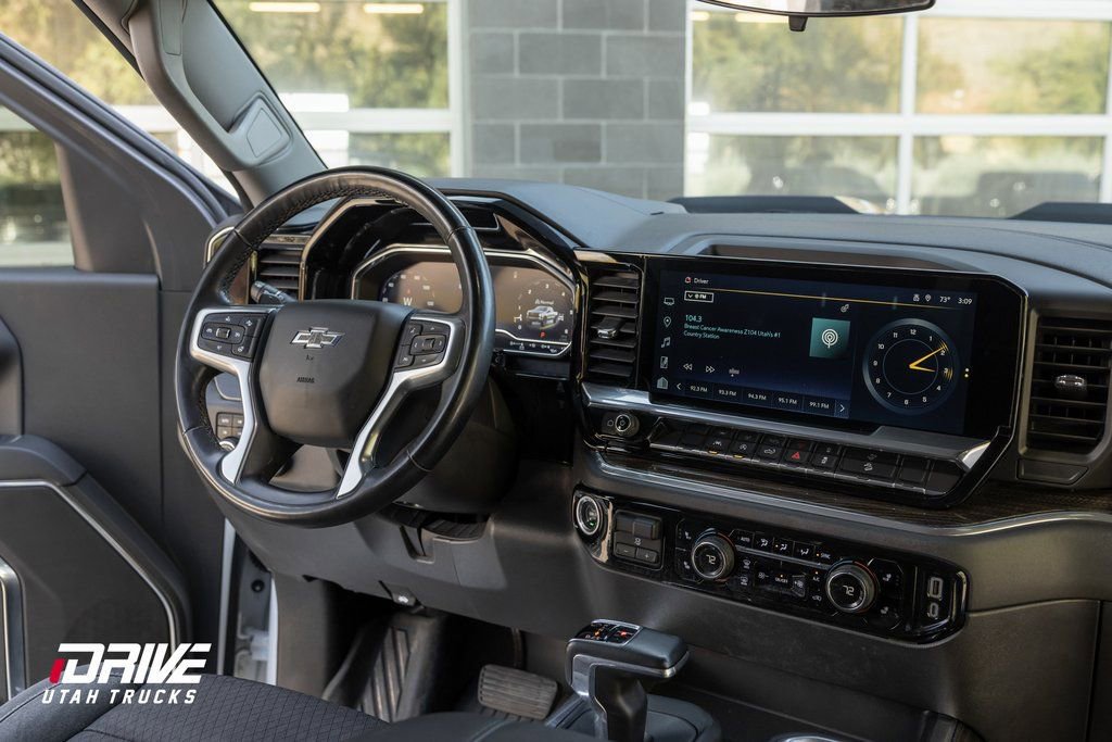 Used 2023 Chevrolet Silverado 1500 LT Trail Boss w/ Protection Package image 33